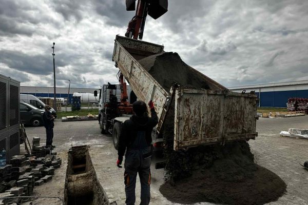 7e9896f3-b927-4c65-998b-c06764819038