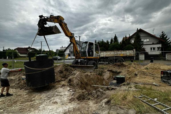 b9f1447e-b578-4753-9b09-20f7b536e1e3